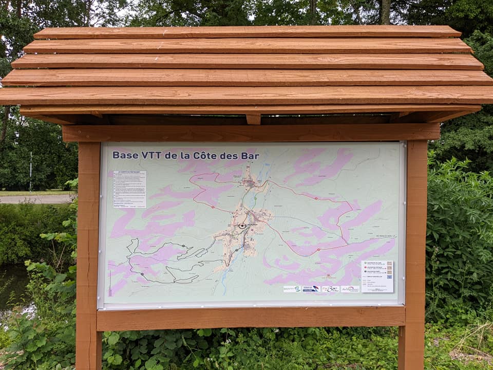 Carte de départ des randonnées VTT, Office de Tourisme de la Côte des Bar en Champagne